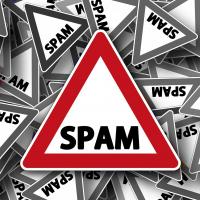 Eine Welle Spam-Mails als Rechnung mit gefährlichem Anhang unterwegs.